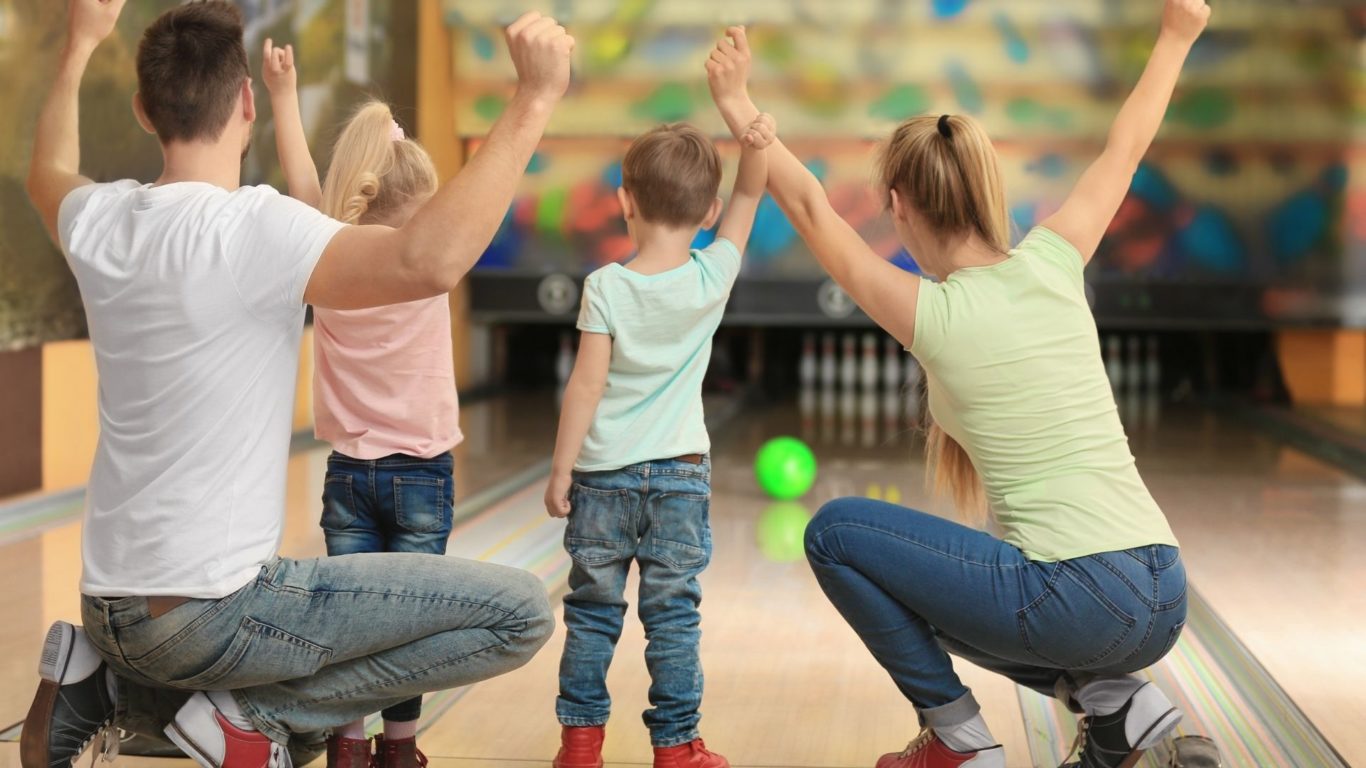 family bowling