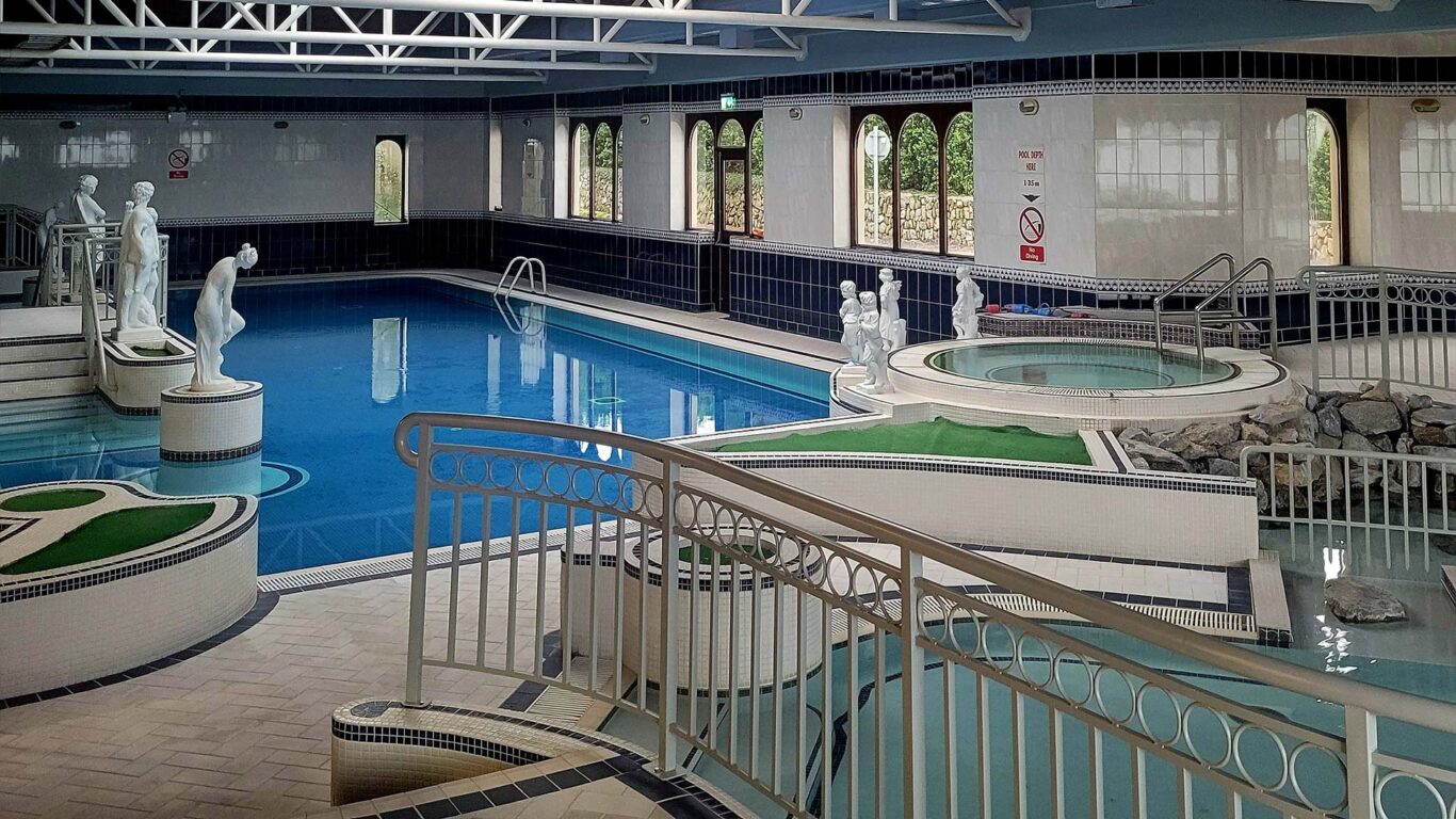 Swimming-Pool-Gold-Coast